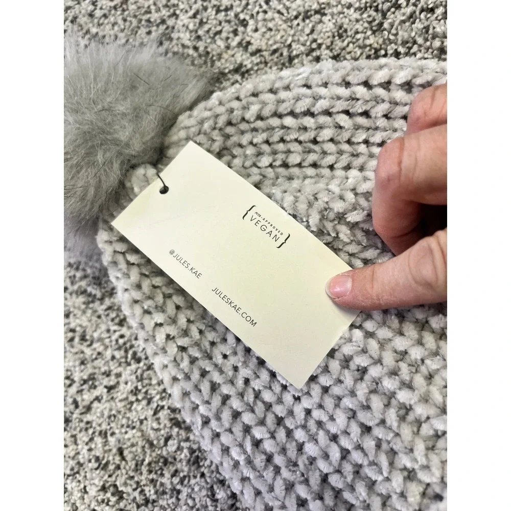 Jules Kae Beanie Pom Pom‎ Hat Womens Grey Knit Faux Fur Recycled Vegan NEW
